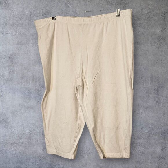 Basic Edition Womens Capris -- ITEM #3393 - Picture 1 of 2